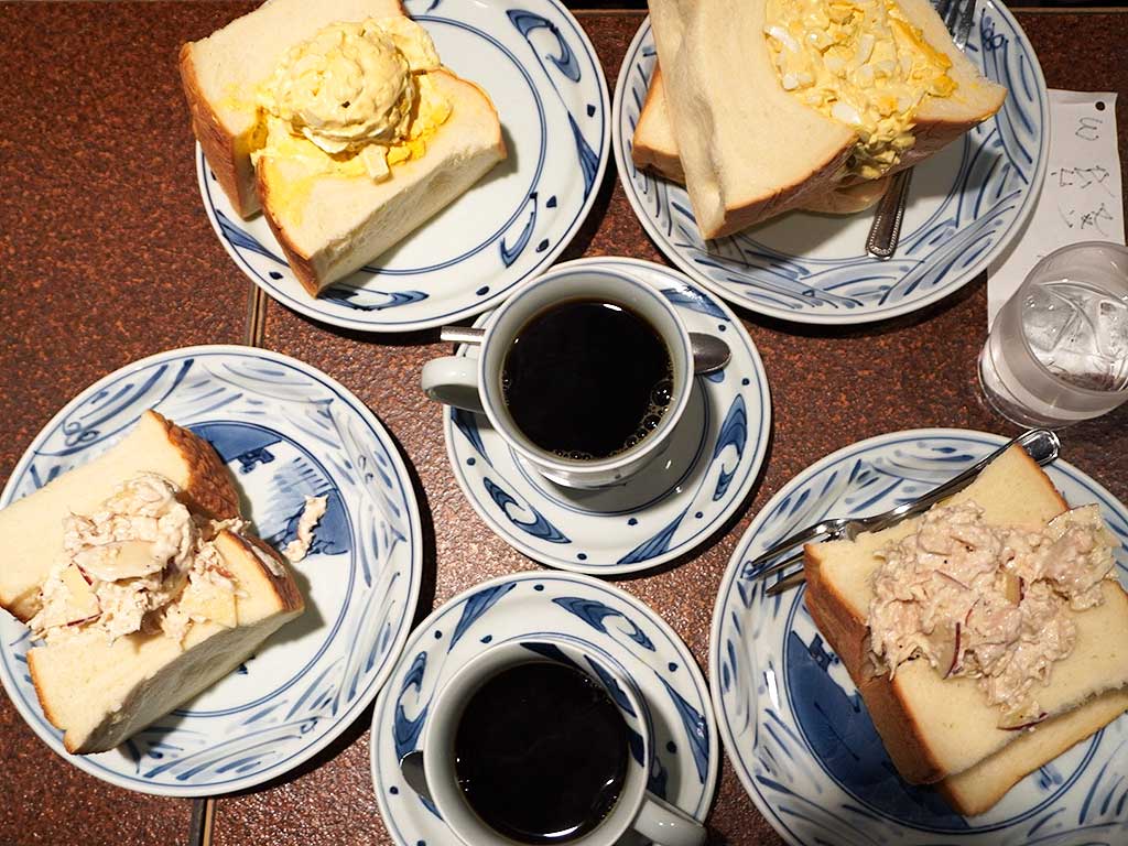 東京 銀座 アメリカン 漫画 いつかティファニーで朝食を 掲載 食パン半斤使うサンドイッチの名店でモーニング 珈琲屋さんになりたくて
